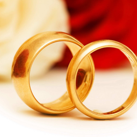 Lady Astrologer Services: Love Marriage Solution